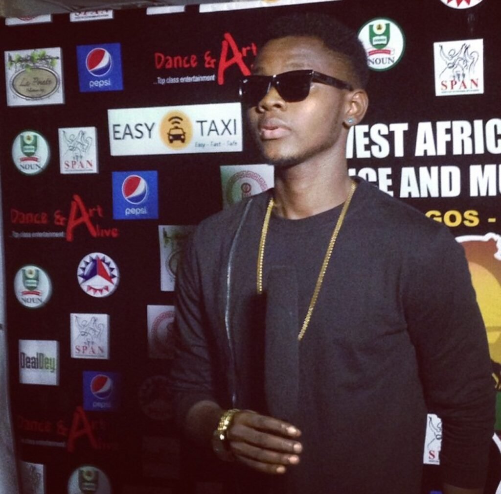 Kizz Daniel at an awards show